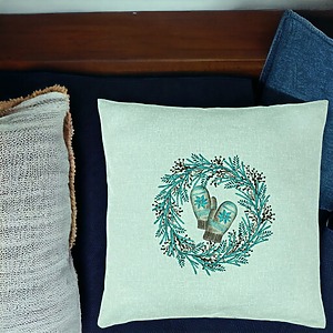 Alternative view of Perna Decorativa Coronita de Craciun, 40x40 cm, Verde Menta, Husa Detasabila, Burduf