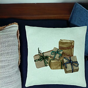 Alternative view of Perna Decorativa cu tematica de Craciun, Cadouri, 40x40 cm, Verde Menta, Husa Detasabila, Burduf