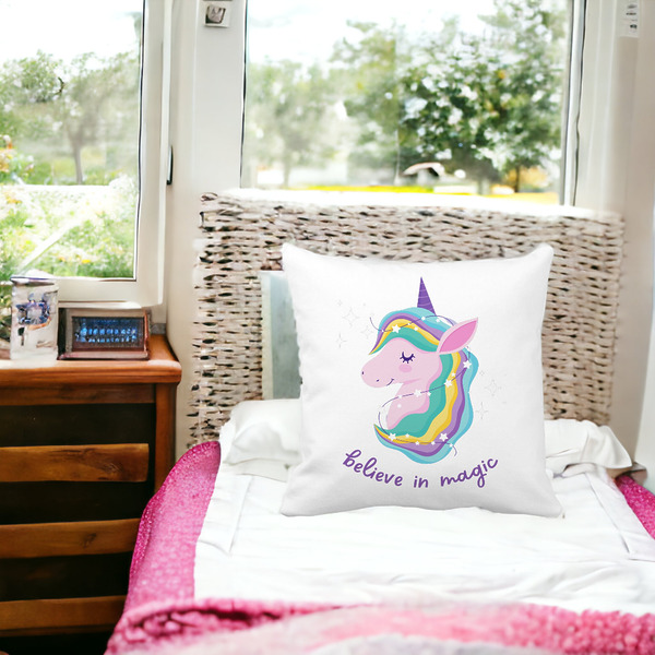 Perna Decorativa Patrata Unicorns Believe in Magic, 40x40 cm, Alba, Mata, Husa Detasabila, Burduf 20 bss0056 PhotoRoom 5