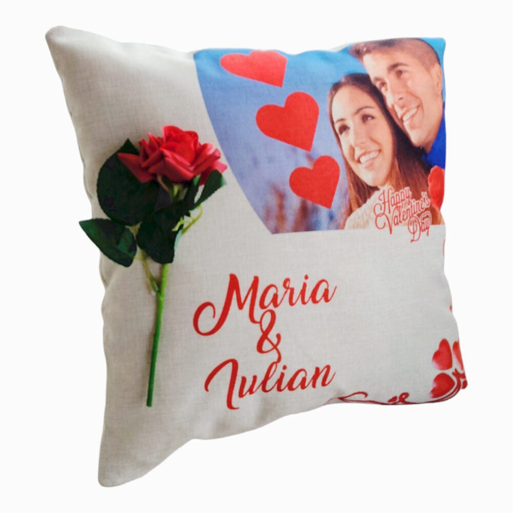 Perna Pentru Ziua Indragostitilor, Personalizata cu Nume si Fotografie + Trandafir Decorativ - Cadou Valentine's Day Handmade, 40x40 cm 10 perna floare 10 PhotoRoom PhotoRoom