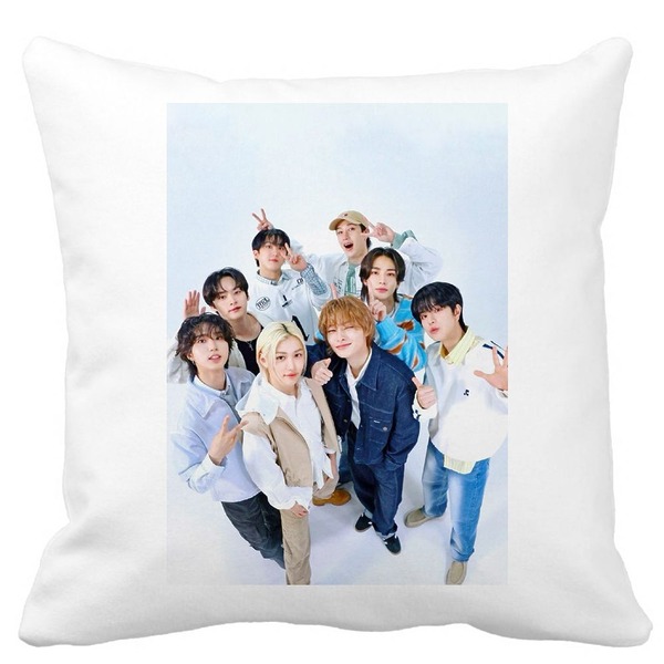 Perna Decorativa, Stray Kids 9, 40×40 cm, Alba, Mata, Husa Detasabila, Burduf 3 bscalbmat0758