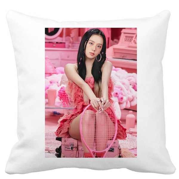 Perna Decorativa BlackPink Jisoo 4, 40×40 cm, Alba, Mata, Husa Detasabila, Burduf 3 bscalbmat0777