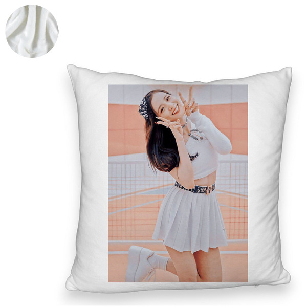 Perna Decorativa Fluffy BlackPink Jisoo 2, 45×45 cm, Cu fermoar 6 1 0025 bspff0775
