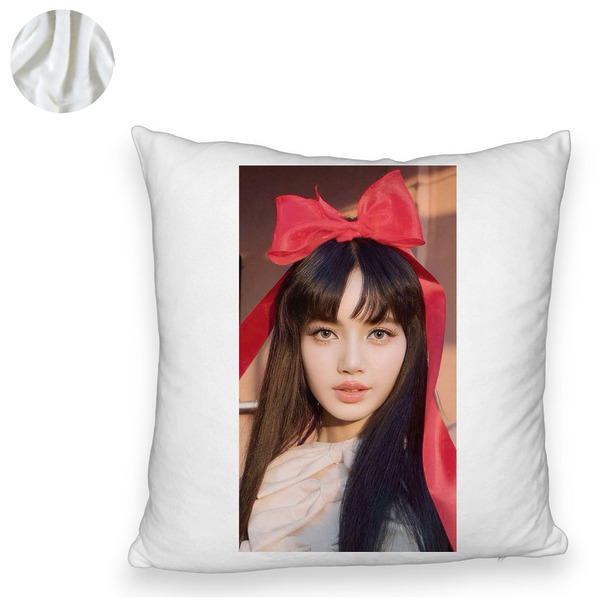Perna Decorativa Fluffy BlackPink Lisa 1, 45×45 cm, Cu fermoar 6 1 0030 bspff0770