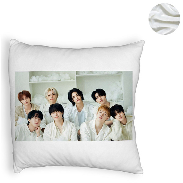 Perna Decorativa Fluffy , Stray Kids 14, 45×45 cm, Cu fermoar 6 1 0037 bspff0763