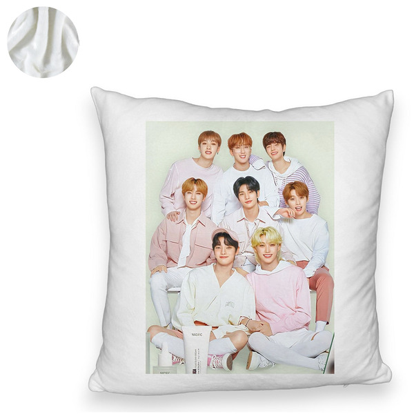 Perna Decorativa Fluffy , Stray Kids 7, 45×45 cm, Cu fermoar 6 1 0044 bspff0756