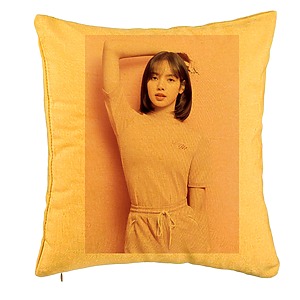 Perna Decorativa BlackPink Lisa 4, 40x40 cm, Galben, Husa Detasabila, Burduf