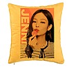 Perna Decorativa BlackPink Jennie 4, 40x40 cm, Galben, Husa Detasabila, Burduf 7 bpglbn0781
