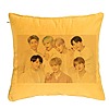 Perna Decorativa BTS Army 12, 40x40 cm, Galben, Husa Detasabila, Burduf 7 bpglbn0788 rotated e1741285105718