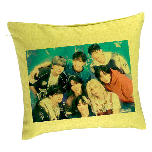 Perna Decorativa, Stray Kids, 40×40 cm, Verde, Husa Detasabila, Burduf 5 bpvrd0750
