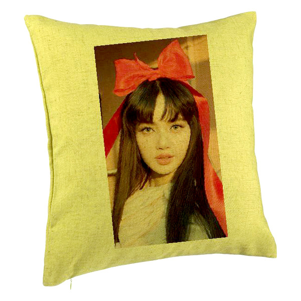 Perna Decorativa BlackPink Lisa 1, 40×40 cm, Verde, Husa Detasabila, Burduf 5 bpvrd0770