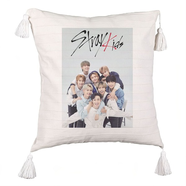 Perna Decorativa cu Franjuri , Stray Kids 12, 45×45 cm, Cu fermoar 5 bsc0761 3
