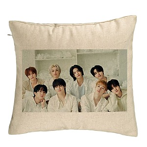 Perna Decorativa, Stray Kids 14, 40×40 cm, Bej, Husa Detasabila, Burduf