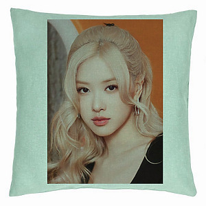 Perna Decorativa BlackPink Rose 5, 40×40 cm, Verde Menta, Husa Detasabila, Burduf