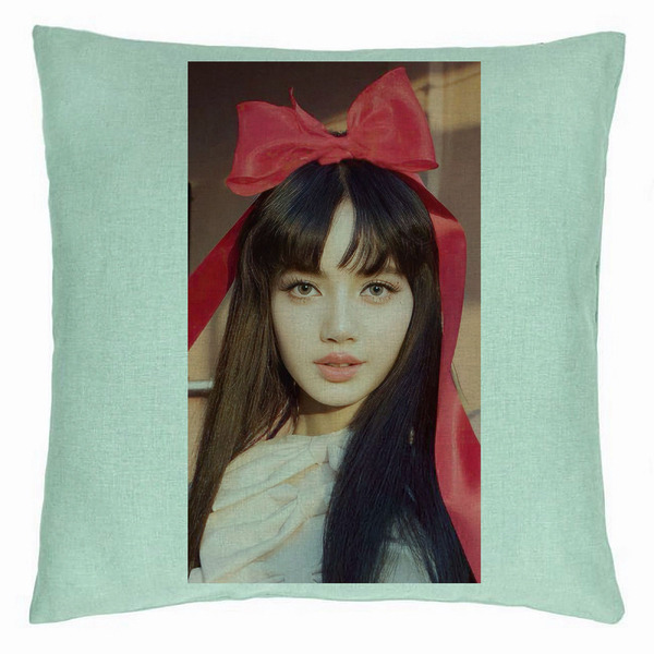 Perna Decorativa BlackPink Lisa 1, 40×40 cm, Verde Menta, Husa Detasabila, Burduf 5 bsc0770 5