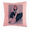 Perna Decorativa BlackPink Lisa 3, 40x40 cm, Roz, Husa Detasabila, Burduf 7 bsc0772 4