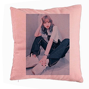 Perna Decorativa BlackPink Lisa 3, 40x40 cm, Roz, Husa Detasabila, Burduf
