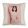 Perna Decorativa Canapea BlackPink Lisa 4, 40×40 cm, Husa Detasabila, Burduf 7 bsc0773 1