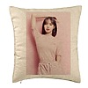 Perna Decorativa BlackPink Lisa 4, 40×40 cm, Bej, Husa Detasabila, Burduf 7 bsc0773