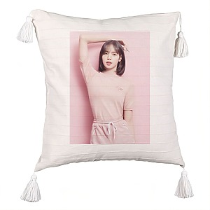 Perna Decorativa cu Franjuri BlackPink Lisa 4, 45×45 cm, Cu fermoar