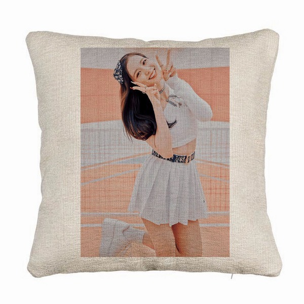 Perna Decorativa Canapea BlackPink Jisoo 2, 40×40 cm, Husa Detasabila, Burduf 5 bsc0775 1