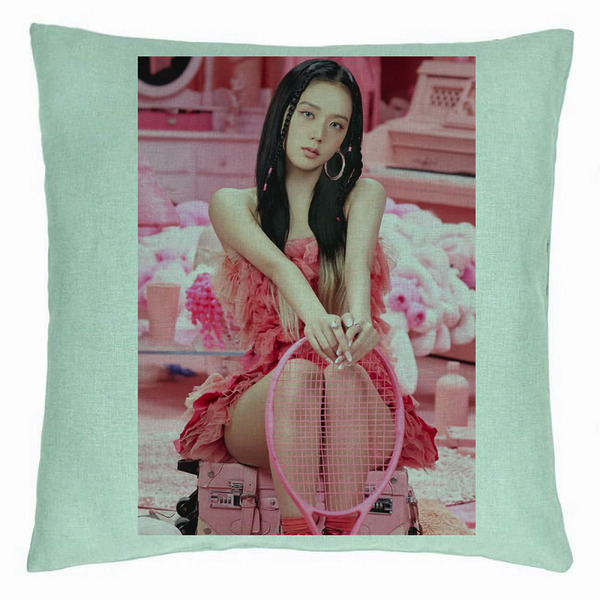 Perna Decorativa BlackPink Jisoo 4, 40×40 cm, Verde Menta, Husa Detasabila, Burduf 5 bsc0777 5