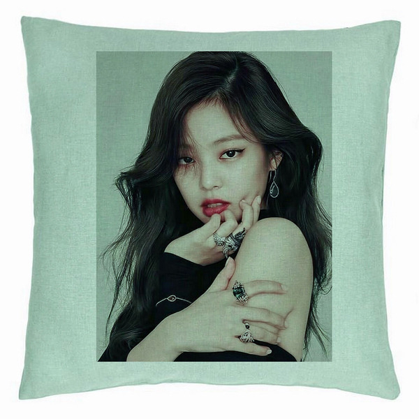 Perna Decorativa BlackPink Jennie 1, 40×40 cm, Verde Menta, Husa Detasabila, Burduf 5 bsc0778 5