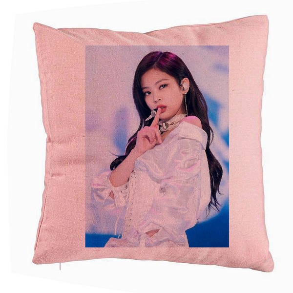 Perna Decorativa BlackPink Jennie 2, 40x40 cm, Roz, Husa Detasabila, Burduf 5 bsc0779 4