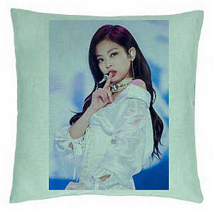 Perna Decorativa BlackPink Jennie 2, 40×40 cm, Verde Menta, Husa Detasabila, Burduf