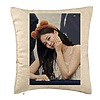 Perna Decorativa BlackPink Jennie 3, 40×40 cm, Bej, Husa Detasabila, Burduf 7 bsc0780