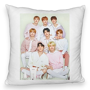 Perna Decorativa Fluffy , Stray Kids 7, 45×45 cm, Cu fermoar
