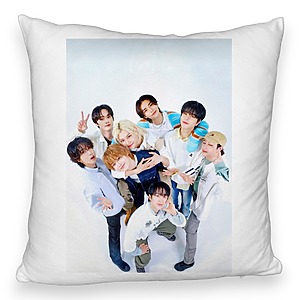 Perna Decorativa Fluffy , Stray Kids 8, 45×45 cm, Cu fermoar