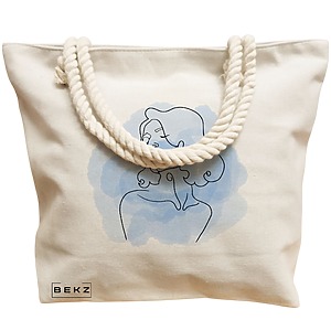 model Portret Feminin Minimalist
