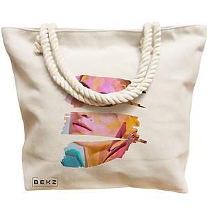 model Fragmented Art