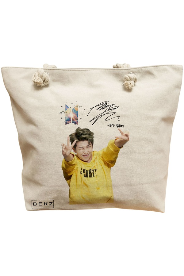 Geanta Canvas Tote pentru femei, model BTS RM cu semnatura, 40x51 cm, Bej, BEKZ® 14 Geanta Canvas Tote pentru femei