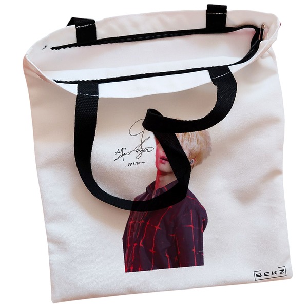 Geanta Canvas Tote pentru femei model BTS Jimin cu semnatura 2 38x34.5 cm Alba BEKZ® 1