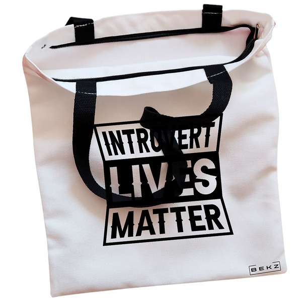 Geanta Canvas Tote pentru femei, model Introvert Lives Matter, 38x34.5 cm, Alba, BEKZ® 2 Geanta Canvas Tote pentru femei model Introvert Lives Matter 38x34.5 cm Alba BEKZ® 1
