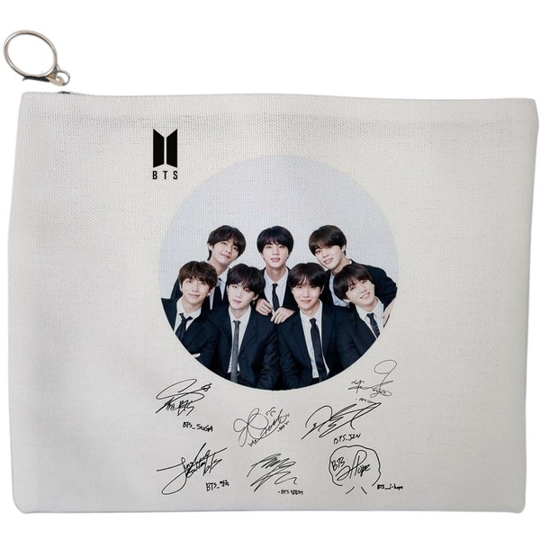 Portfard Cosmetice tip Plic, model BTS Army 8 cu semnaturii, 23x18 cm, Alb, BEKZ® 9 Portfard Cosmetice tip Plic model BTS Army 8 cu semnaturii 23x18 cm Alb BEKZ®